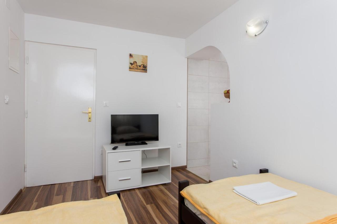 Apartments Djurkovic Mlini Exterior foto